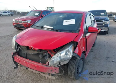 2016 Toyota Yaris L z USA, uszkodzony, nr VIN VNKKTUD34GA065635